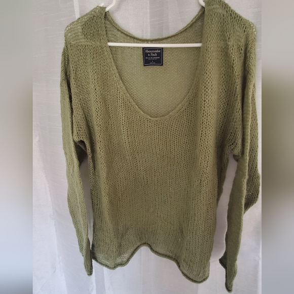 Abercrombie & Fitch Loose Knit Scoop Neck Sweater | L - Picture 3 of 4